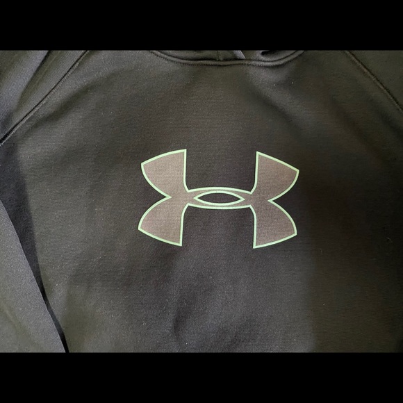 Under armour hoodie - Picture 2 of 3